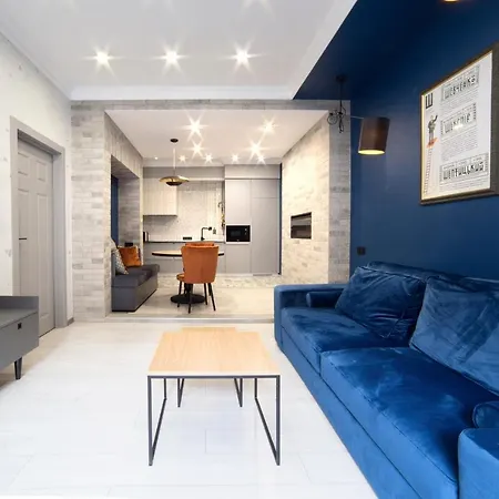 дизайнерські на вулиці краківській 17 в центрі львова